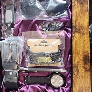 7/pcs Set Men's Watch Gift Box Suitable For Any Occasion
